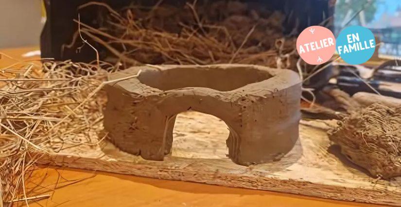 De terre et de fibre : l’écoconstruction | Atelier en famille à la Ferme de la Forêt – près de Bourg-en-Bresse