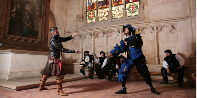 Escrime artistique : stage enfant au Monastère royal de Brou, Bourg-en-Bresse