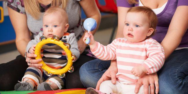 Atelier d'éveil musical bébé 0- 3ans au CSC Les Libellules à Gex