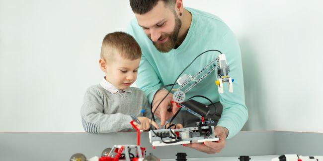 Ateliers robotique à l'année au CSC les libellules, Gex