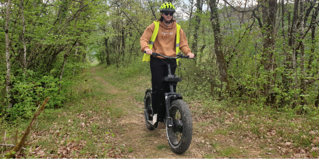 Bad Ain Sports, randonnée en trottinettes électriques tout-terrain en famille dans le Bugey