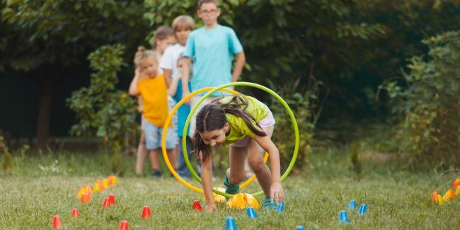 Les Petites Olympiades : parcours sportifs pour enfant au musée du Bugey-Valromey, près de Belley