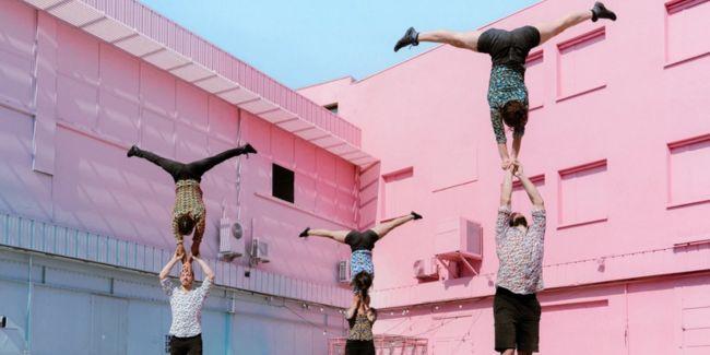 « Kontact » spectacle de cirque en plein-air pour toute la famille avec Le Bordeau à Saint-Genis-Pouilly