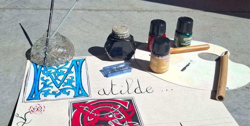Atelier Calligraphie et Enluminure en famille à l’Écomusée, près de Bourg-en-Bresse