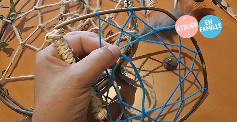 Fabrique ton attrape-rêves | Atelier créatif nature dès 3 ans à la Ferme de la Forêt – près de Bourg-en-Bresse, dans l’Ain