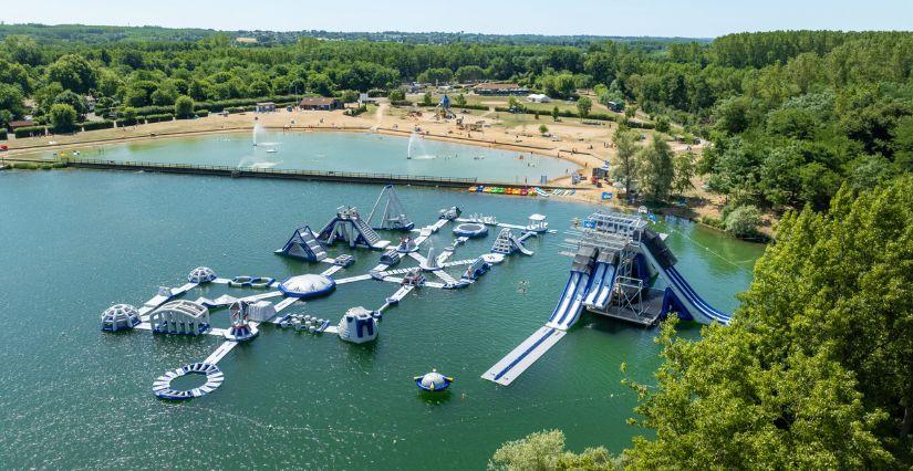 Aquaparc BeFun à Cormoranche dans l'Ain : devenez les rois du saut de l'ange en famille !