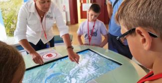 Visite du barrage de Génissiat et animations scolaires CNR